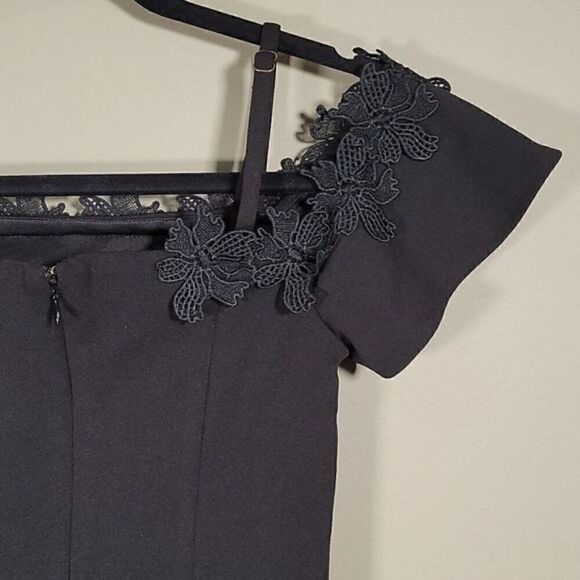 Kensie Solid Off the Shoulder Mini Dress Sz 0 - Picture 7 of 13